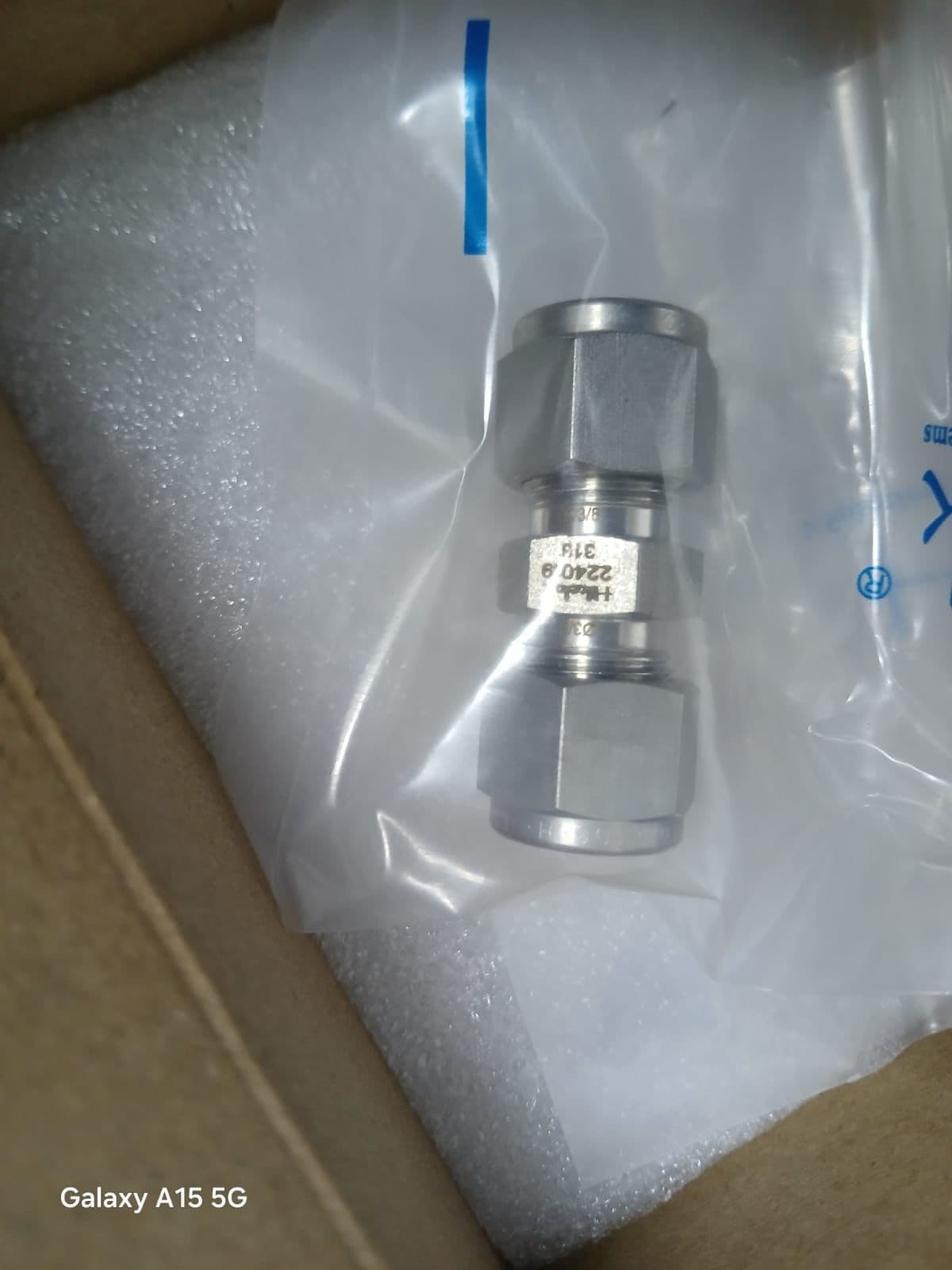 Tube Fitting - View 4